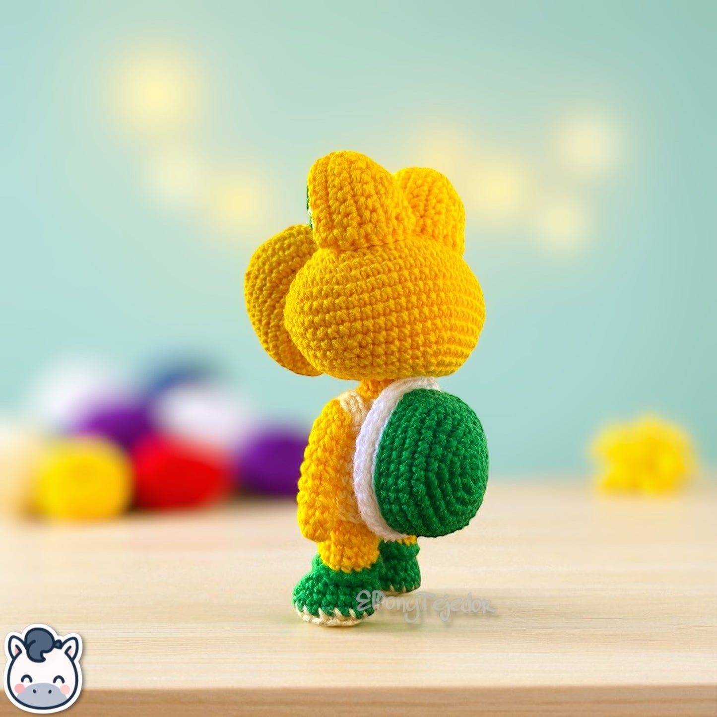 Muñeco amigurumi hecho a mano de Koopa inspirado en Super Mario Bros, elaborado con hilo 100% algodón. Ideal como regalo geek o decorativo para fans de Nintendo y del universo de Mario.