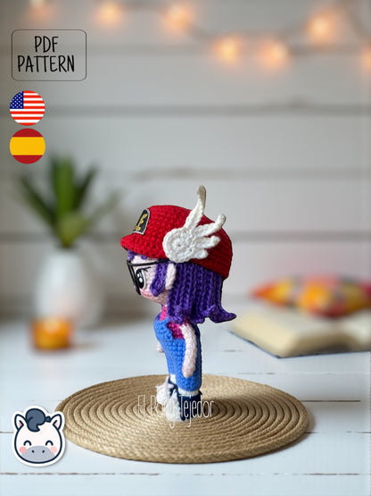 Handmade Caca and Arale amigurumi inspired by Akira Toriyama’s Dr. Slump, a perfect pattern for manga lovers, geek collectors and kawaii crochet fans.