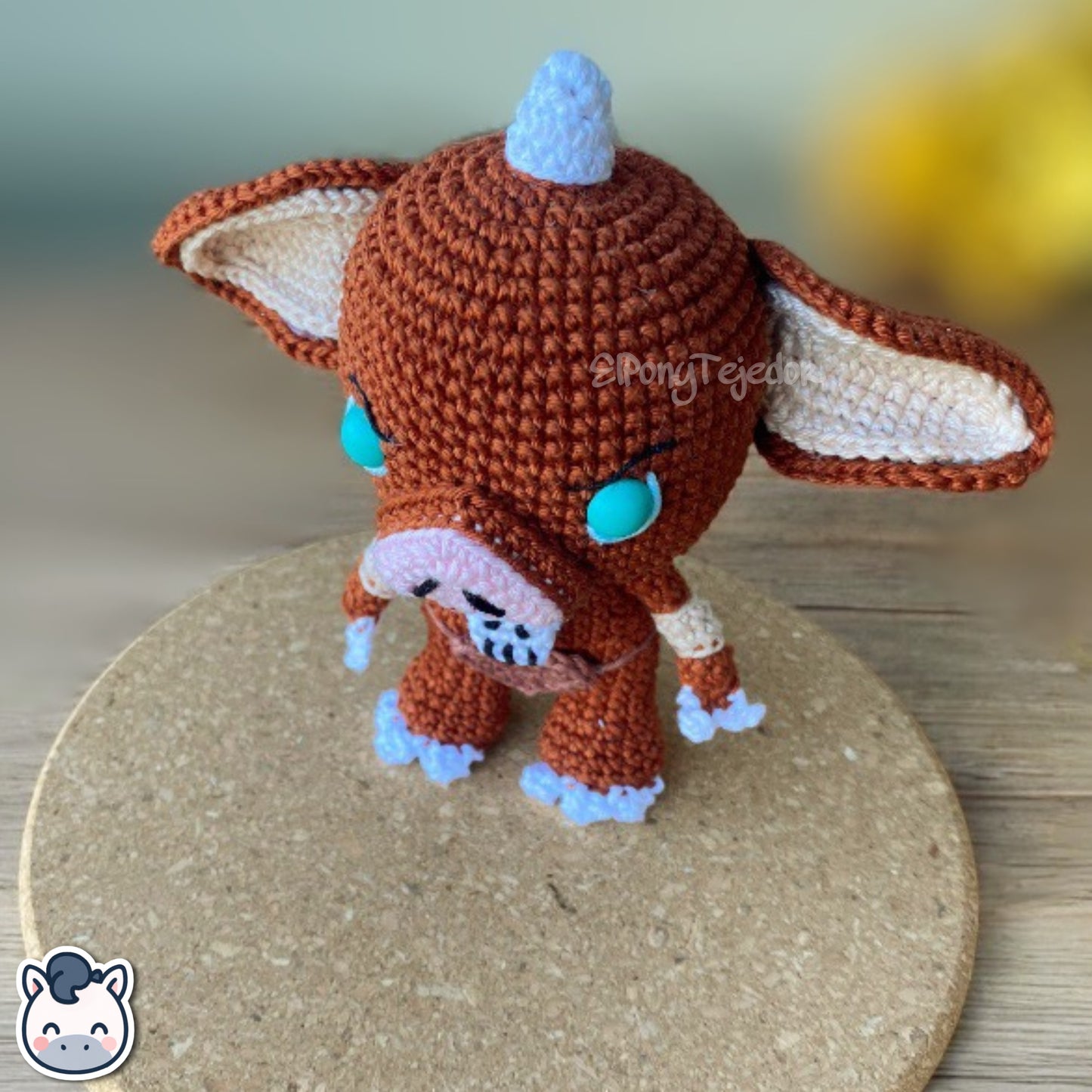 Amigurumi de Bokoblin inspirado en The Legend of Zelda, tejido a mano con hilo 100% algodón. Perfecto para fans de Nintendo, gamers y amantes del crochet artesanal. Creado por El Pony Tejedor.