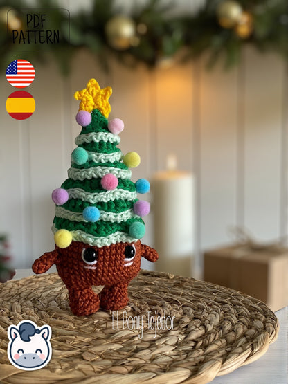 Handmade Christmas amigurumi set inspired by classic holiday ornaments, featuring a Christmas tree, festive candle and winter pinecone. Perfect Christmas crochet pattern PDF for holiday decor lovers and fans of cute handmade Christmas decorations.