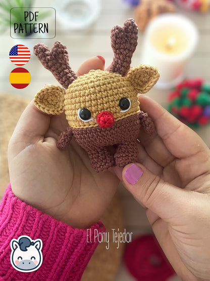 Handmade Christmees Gift, Santa and Reindeer amigurumi inspired by classic Christmas stories, festive holiday crochet pattern PDF.