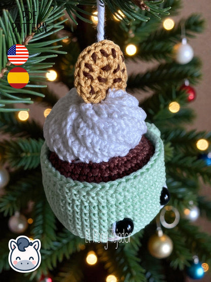Handmade Hot Chocolate Mugs amigurumi inspired by cozy winter treats, cute Christmas crochet pattern PDF perfect for holiday decoration and gifting.