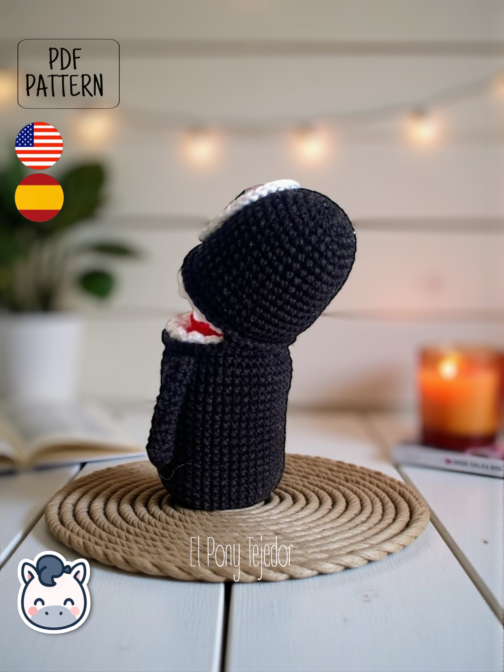 Handmade No Face amigurumi inspired by Studio Ghibli’s Spirited Away, a perfect pattern for fans of Ghibli, Halloween, and mysterious anime spirits.