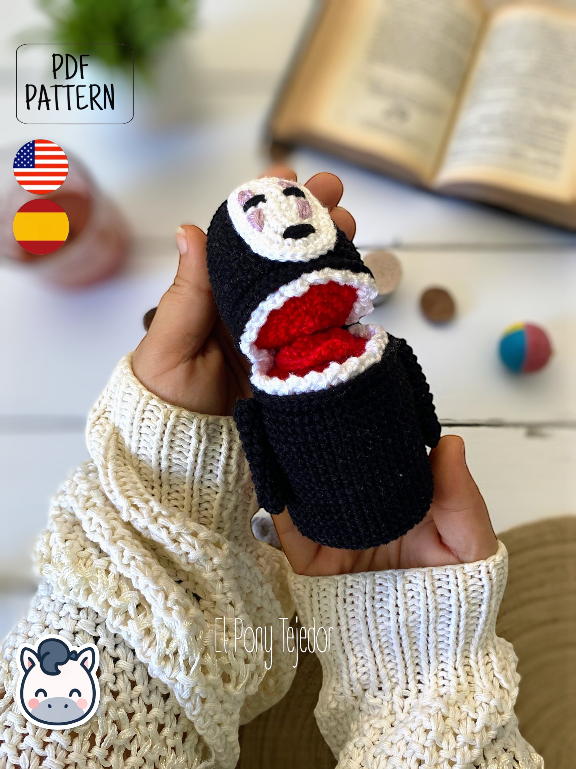 Handmade No Face amigurumi inspired by Studio Ghibli’s Spirited Away, a perfect pattern for fans of Ghibli, Halloween, and mysterious anime spirits.