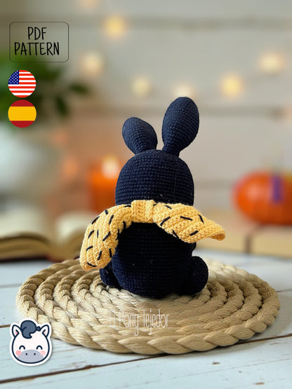 Handmade P-chan amigurumi inspired by Rumiko Takahashi’s Ranma ½, a perfect pattern for fans of anime classics, cute pigs, and nostalgic Japanese manga.