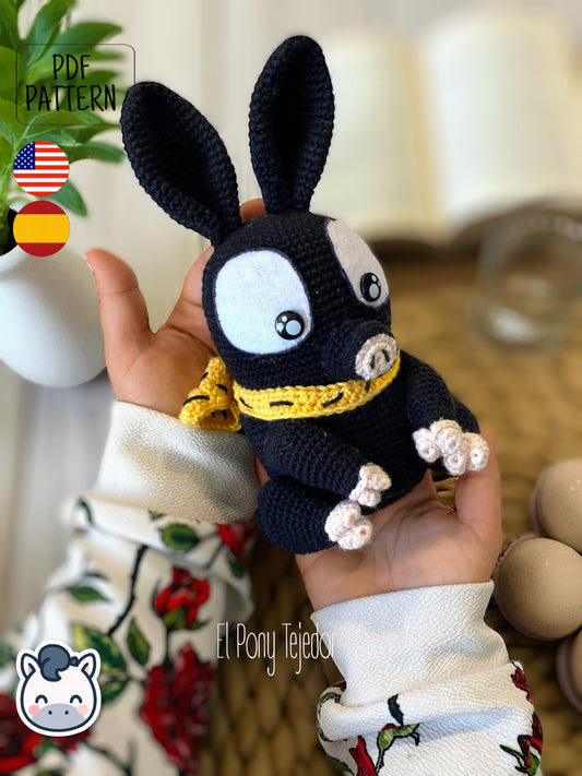 Handmade P-chan amigurumi inspired by Rumiko Takahashi’s Ranma ½, a perfect pattern for fans of anime classics, cute pigs, and nostalgic Japanese manga.