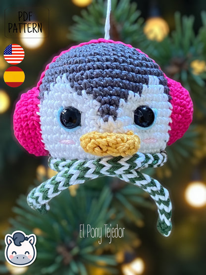 Handmade Christmas amigurumi ornaments featuring a snowman, penguin and polar bear, cute winter crochet pattern PDF for holiday tree decoration.
