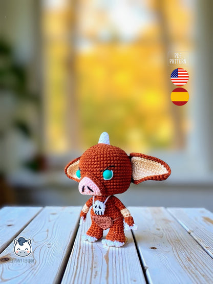 Amigurumi Bokoblin inspirado en The Legend of Zelda, muñeco tejido a crochet con estilo kawaii y detalles cuidados, patrón PDF ideal para fans de los videojuegos y el ganchillo. Handmade Bokoblin amigurumi inspired by The Legend of Zelda, cute and geek crochet pattern PDF perfect for video game fans and handmade plush lovers.