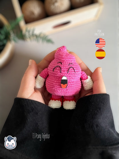 Amigurumi Caca Arale tejido a mano inspirado en Dr. Slump, un divertido patrón de ganchillo kawaii en PDF para fans del anime clásico.