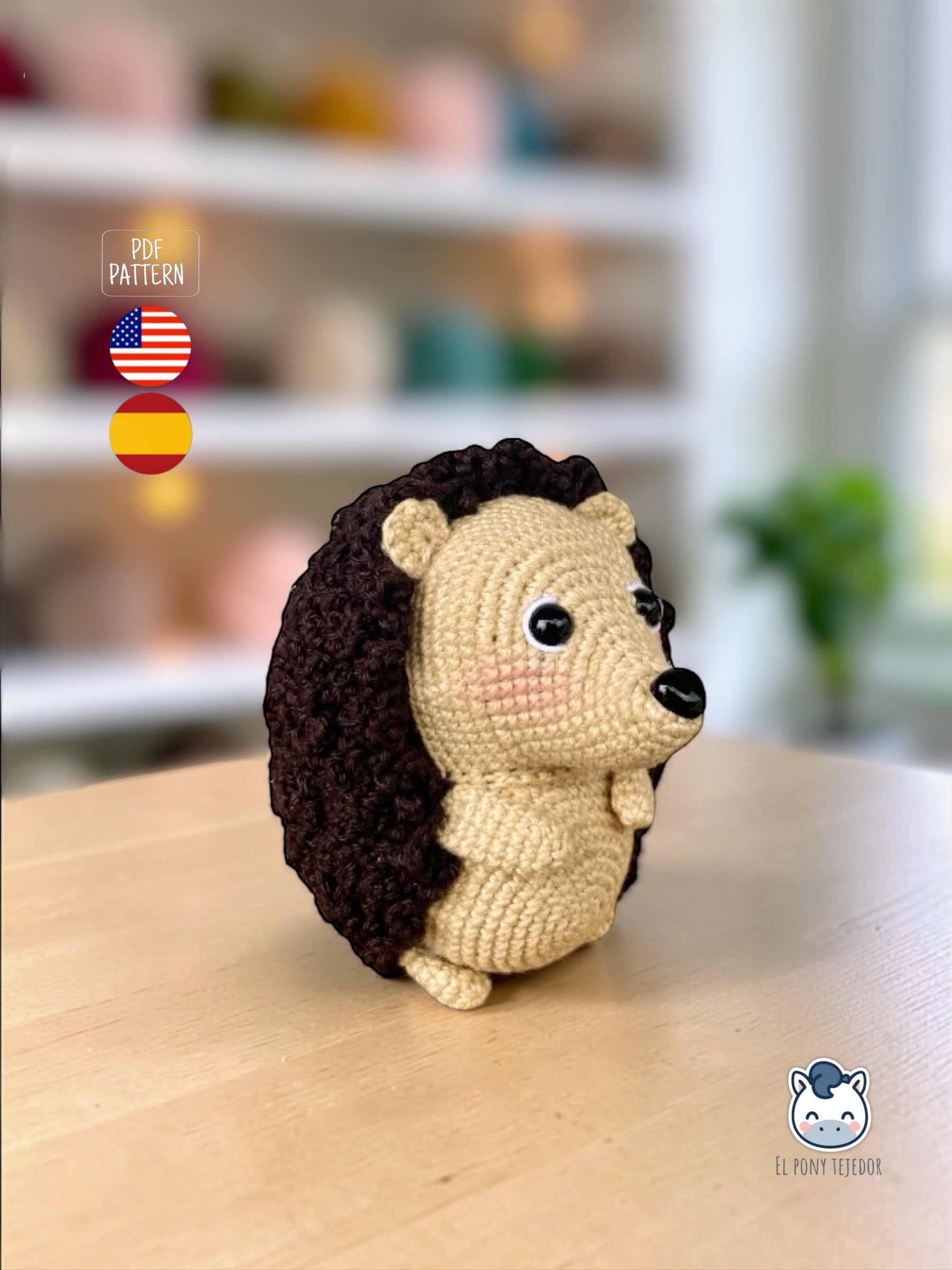 Amigurumi de erizo africano tejido a crochet, un patrón de ganchillo kawaii perfecto para amantes de los animales y fans de los amigurumis.