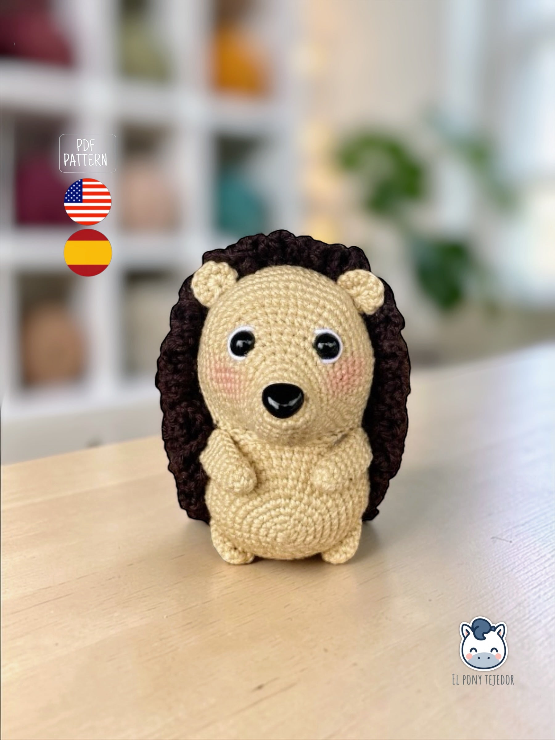 Amigurumi de erizo africano tejido a crochet, un patrón de ganchillo kawaii perfecto para amantes de los animales y fans de los amigurumis.