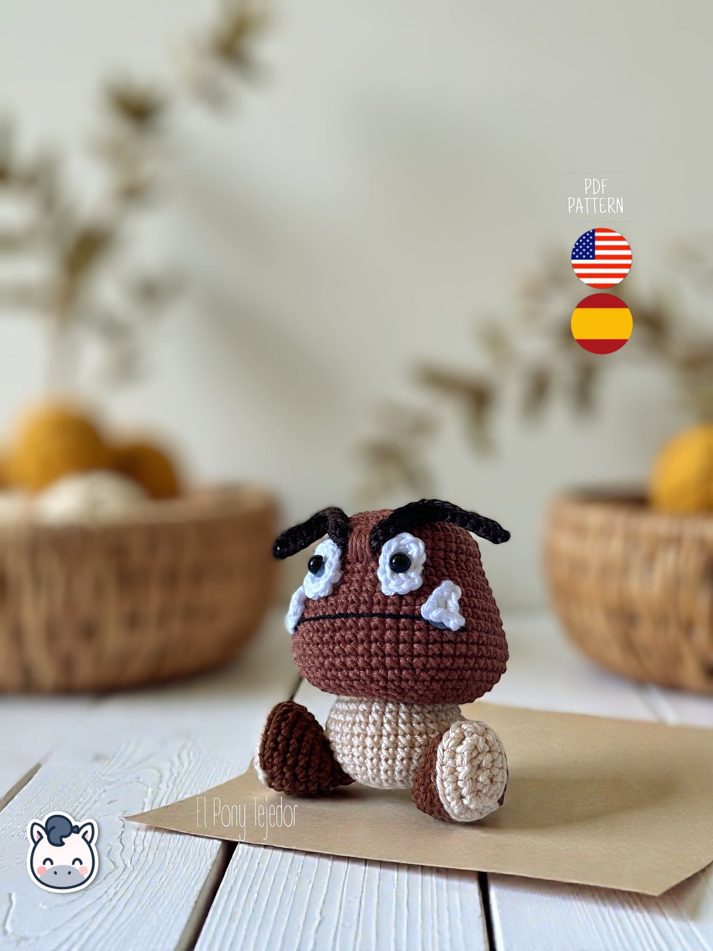 Amigurumi Goomba inspirado en Super Mario Bros, tejido a mano en ganchillo, un patrón PDF perfecto para fans de Nintendo y los videojuegos retro.