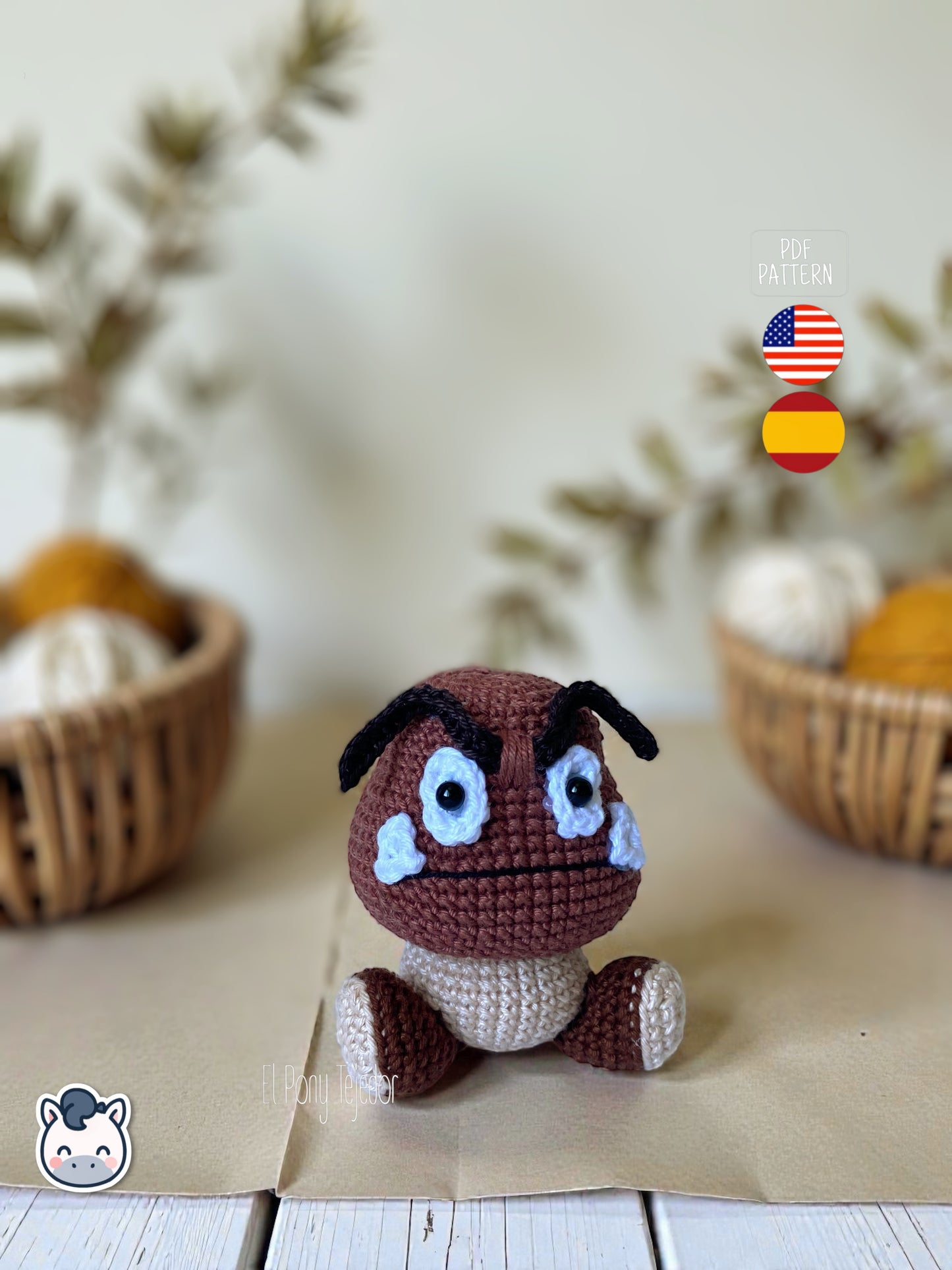 Amigurumi Goomba inspirado en Super Mario Bros, tejido a mano en ganchillo, un patrón PDF perfecto para fans de Nintendo y los videojuegos retro.