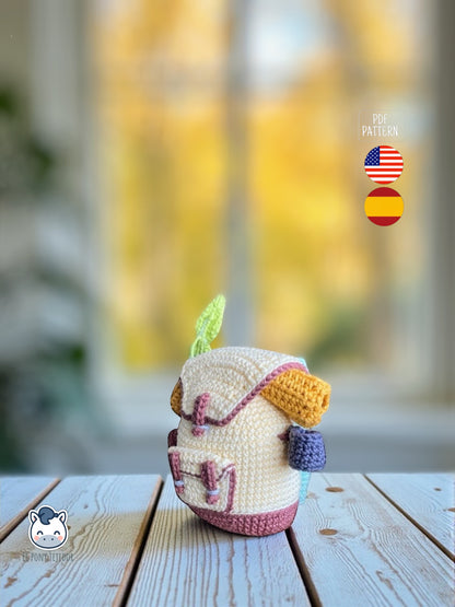 Handmade Korok amigurumi inspired by The Legend of Zelda, a cute and geeky crochet pattern PDF for video game fans and kawaii amigurumi lovers | Amigurumi Korok tejido a mano inspirado en The Legend of Zelda, patrón de ganchillo PDF ideal para fans de los videojuegos y del crochet kawaii