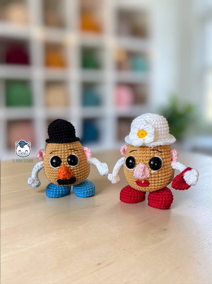 Amigurumi de Mr y Mrs Potato Head inspirado en Toy Story, un patrón de ganchillo cute y geek perfecto para fans de Pixar y coleccionistas estilo Funko.