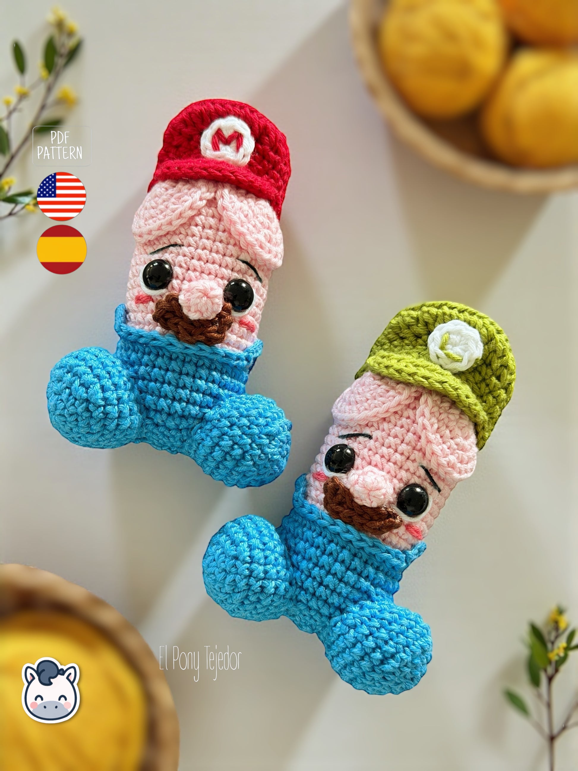 Patrón de ganchillo amigurumi de penes inspirados en Mario y Luigi con colores icónicos y diseño divertido para adultos.
