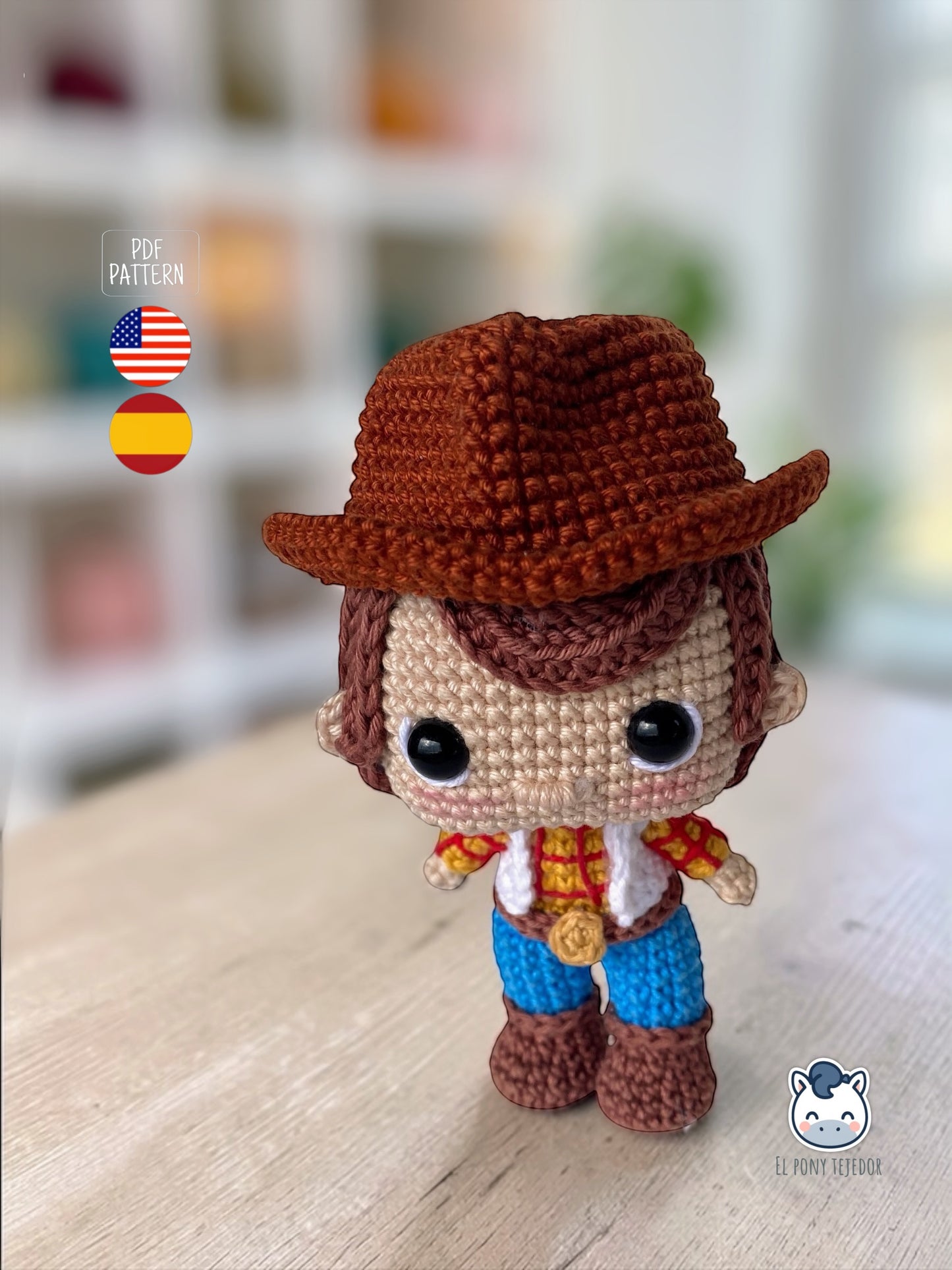 Handmade Woody amigurumi inspired by Toy Story, a cute and geeky crochet pattern PDF for Disney Pixar fans and Funko-style plush lovers. Amigurumi de Woody hecho a mano inspirado en Toy Story, un patrón de crochet adorable y geek en PDF para fans de Disney Pixar y amantes de los muñecos estilo Funko.