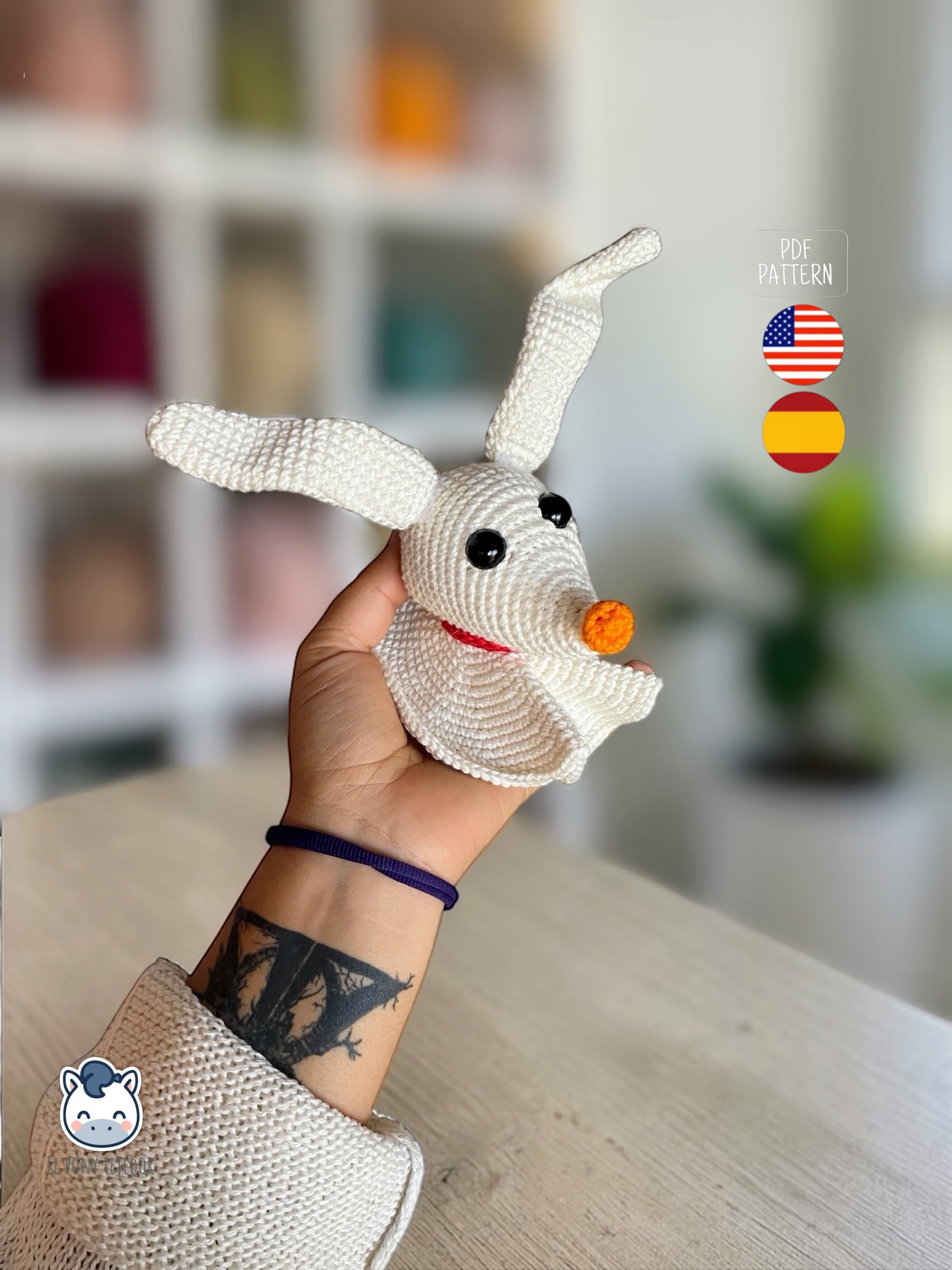 Amigurumi de Zero inspirado en Pesadilla antes de Navidad, un patrón de ganchillo adorable ideal para decoración de Halloween y fans del cine fantástico.